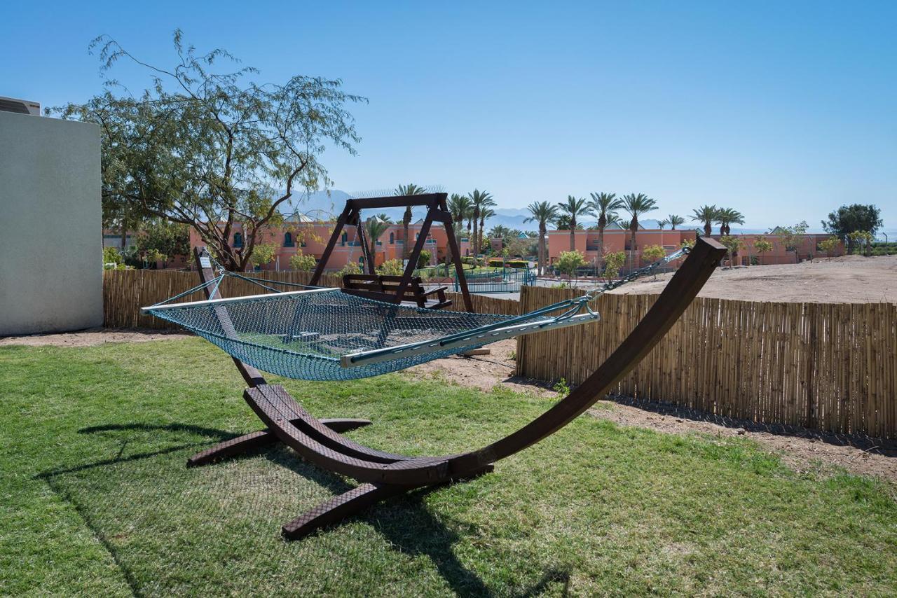 Eilot Kibbutz Country Lodging Ейлат Екстериор снимка