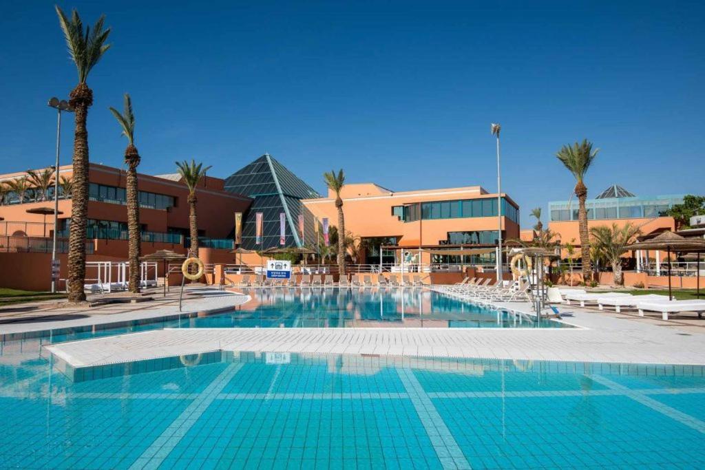 Eilot Kibbutz Country Lodging Ейлат Екстериор снимка