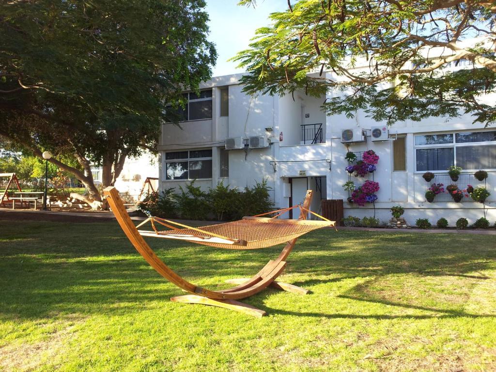 Eilot Kibbutz Country Lodging Ейлат Екстериор снимка