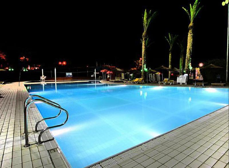 Eilot Kibbutz Country Lodging Ейлат Екстериор снимка